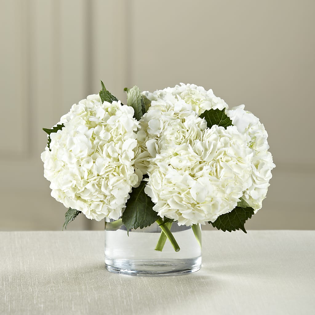 White Hydrangea Bouquet –  Mongis Luxe Creations Llc, Old Bridge NJ